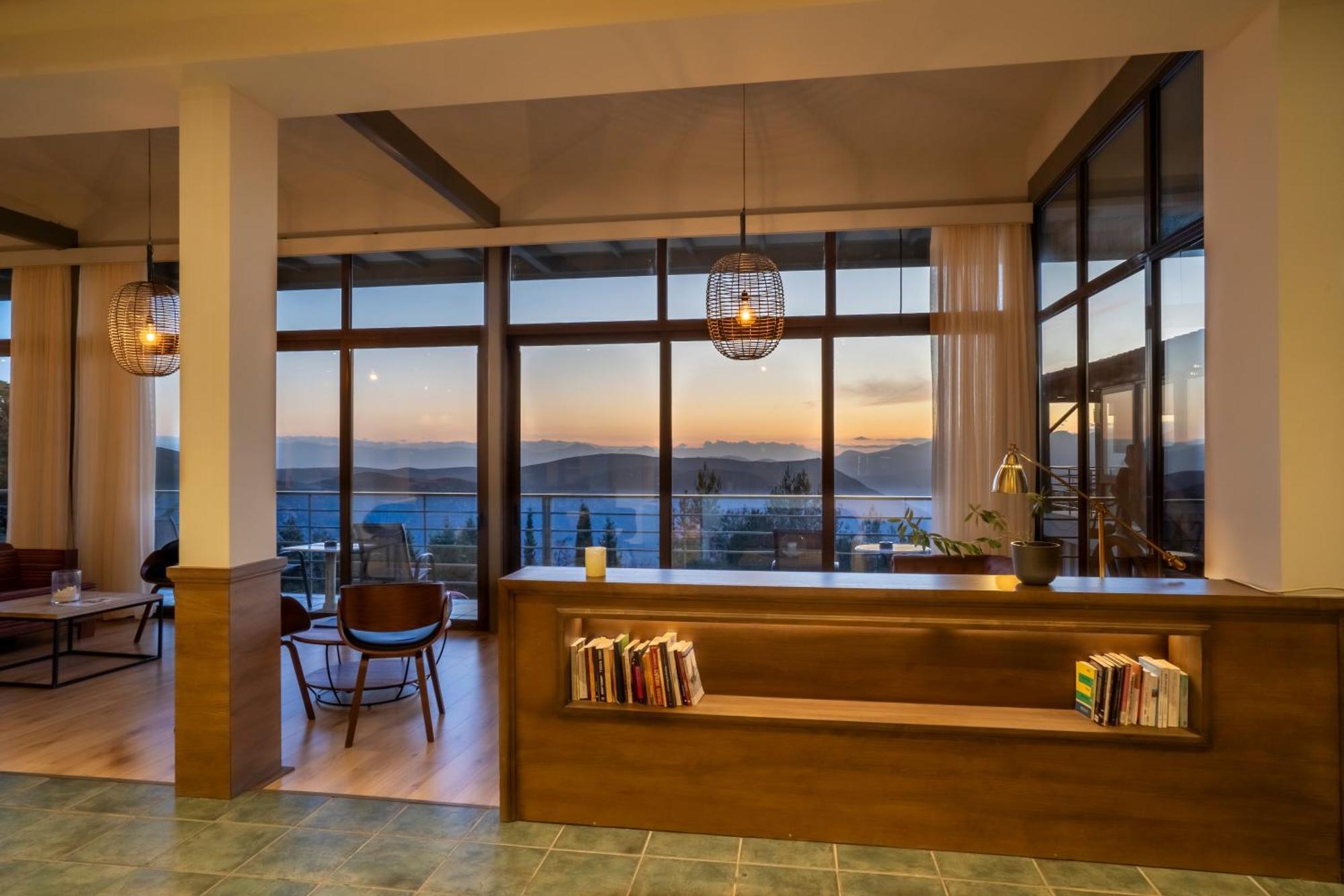Anemolia Mountain Resort Arachova Exterior photo